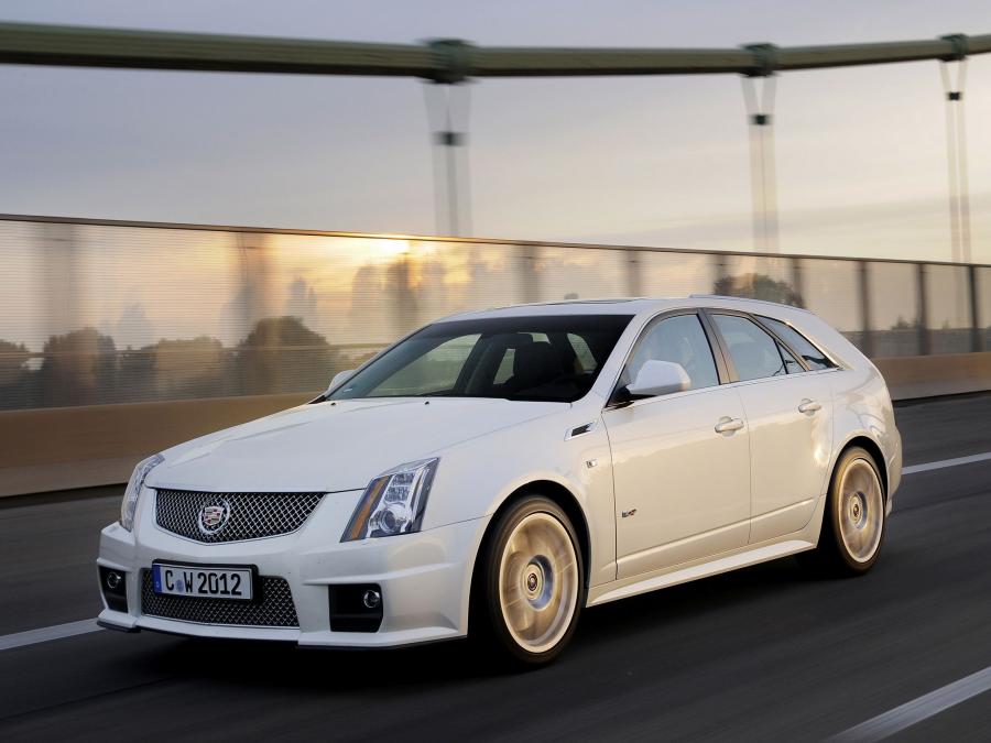  Cadillac CTS-V Sport Wagon 2010 года  (EU) (фото 5 из 21)